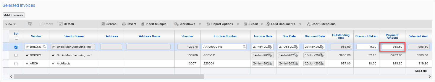 Screenshot of Selected Invoices section